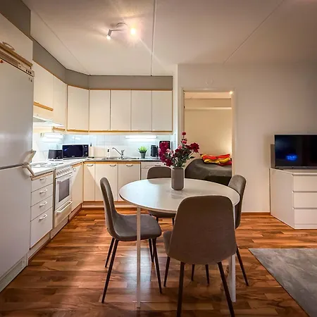 Cozy Two-room With Sauna And Balcony Apartamento *
